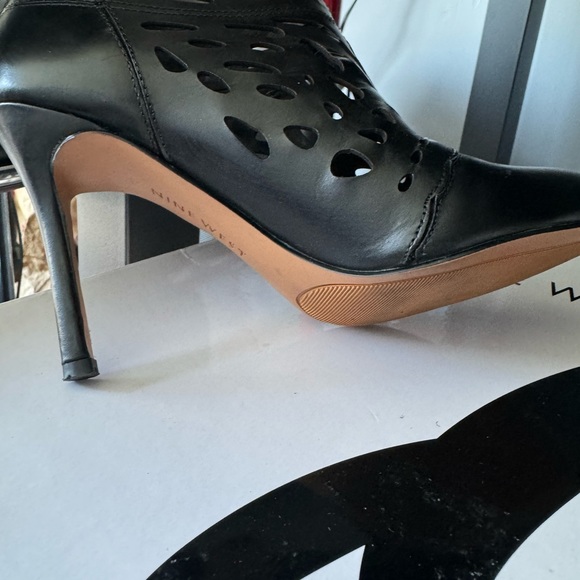 Nine West Booties - Picture 3 of 5